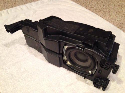 07-12 yukonxl, suburban, denali center console bose subwoofer & enclosure