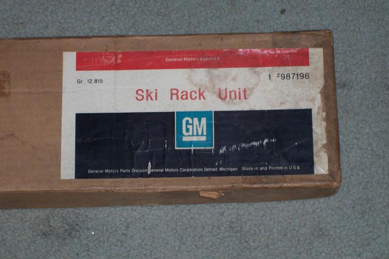 Nos vintage gm ski rack unit in original box part #987196 chevy pontiac olds cad