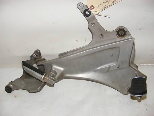 91 honda st1100  st 1100  foot bracket right