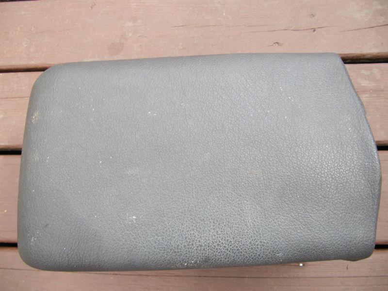 91-98 mitsubishi 3000gt center middle arm rest console  oem dodge stealth 2