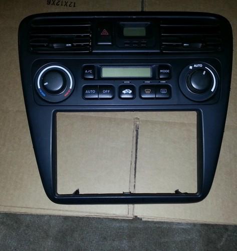 1998-2002 honda accord digital climate control (like new)