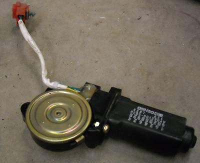 93 94 95 96 97 intrepid concorde power window motor rh