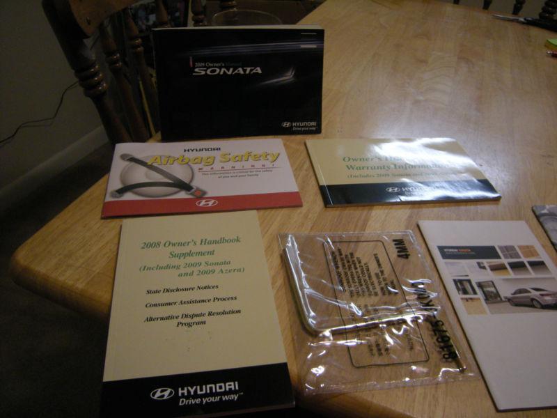 09 2009 hyundai sonata owner's owners manual with case