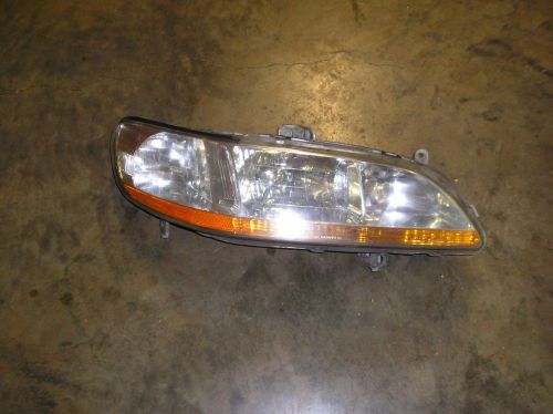 1998-2001 honda accord righ side headlight unit with lamps, passager side