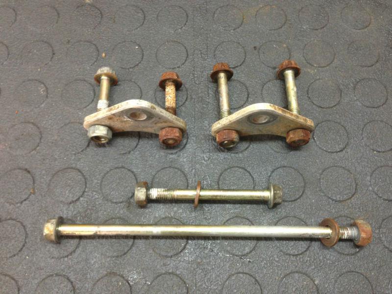 1981 yamaha yz125 complete motor mount set 81 yz 125