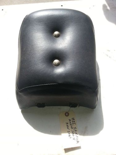 Seat yahama maxim  700n 1985 rear seat and pan used