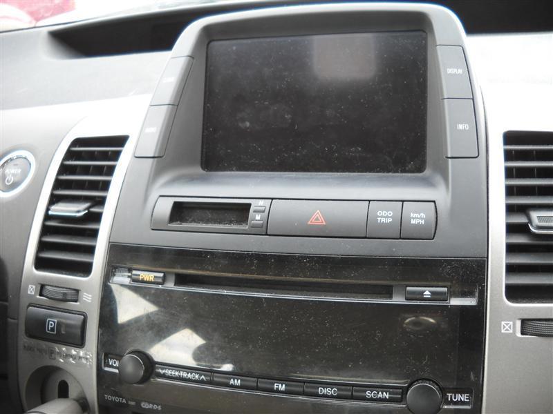 Radio/stereo for 04 05 06 prius ~ recvr w/cd w/o cass marked 51807 on radio face