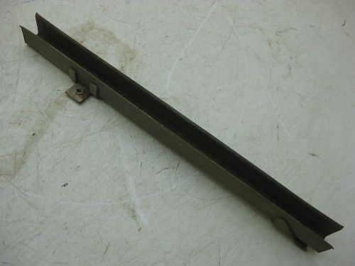 1959-60 nomad right tailgate window channel       5154