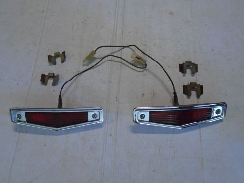 1968 cadillac pair of rear side marker light assemblies