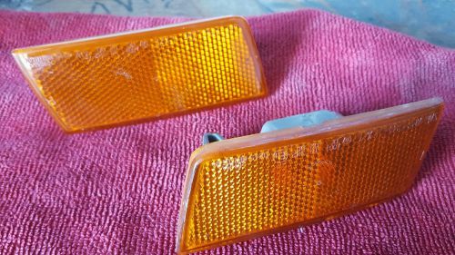 Chrysler 300 300c 2005-2010 front bumper side marker lights reflector orange