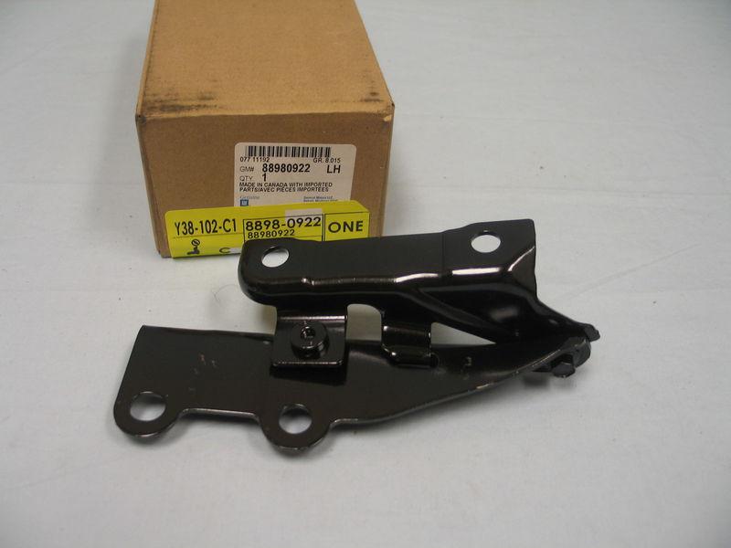 04 05 06 07 08 09 10 11 lh hood hinge new gm 88980922  colorado or canyon truck