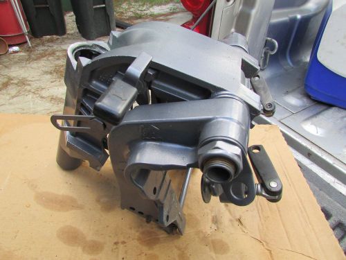 Yamaha 15hp hp outboard  motor transom clamp swivel bracket  tilt 2003