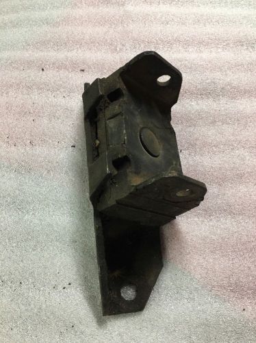 Ford v8 engine motor mount d3da-6038-ab