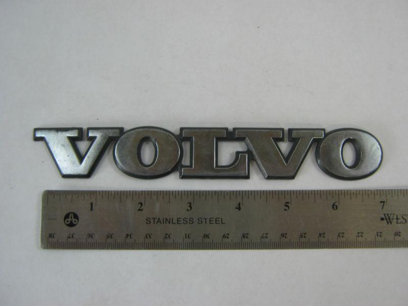 Volvo emblem nameplate badge sign symbol logo s990 v70 240 960 xc70 s80 s70 oem