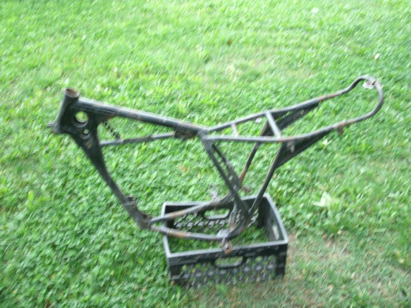 Kawasaki kx400  frame(1974) hard to find!!