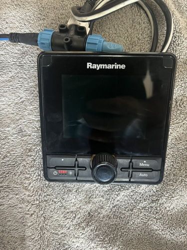 Raymarine p70rs color seatalk ng autopilot display for parts only