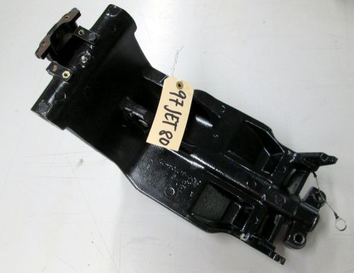 Mercury outboard 818904a1 swivel bracket w/ steer pin &amp; yoke 65 jet - 125 hp