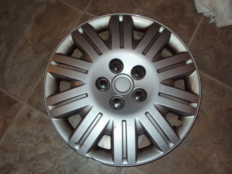 15" chrysler town & country replacement hubcap  #419-15