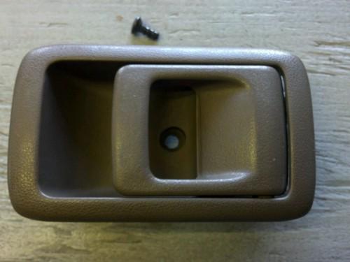 96 97 98 99 00 01 02 toyota 4runner tan/oak right side interior door handle look