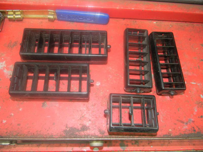 90-92 camaro rs z28 iroc 5 piece dash heat ac outlet vent set  nice set