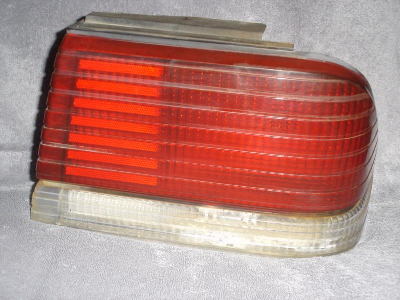 84 85 ford tempo passenger side tail light