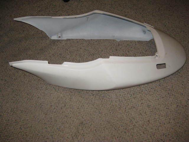 Cbr600f4i f4i subframe rear tail cowling cover fairing -- good shape 