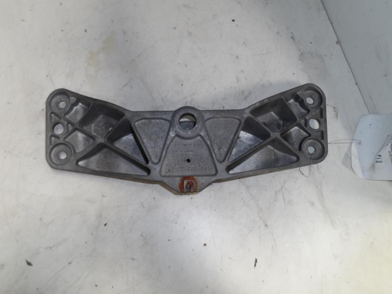 05 bmw 745li crossmember trans transmission mount p# 6759680