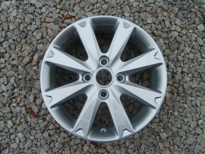 2011-2012 ford fiesta wheel, 15x6, 8 spoke full face painted silver 