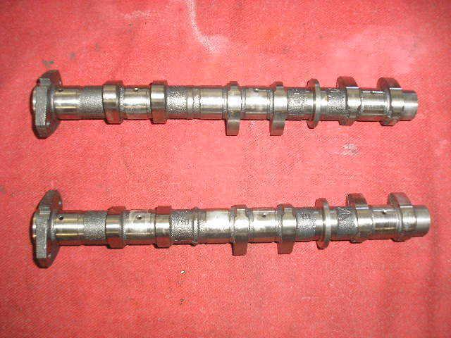 Triumph daytona 675 and 675r race camshafts a9618056 a9618055