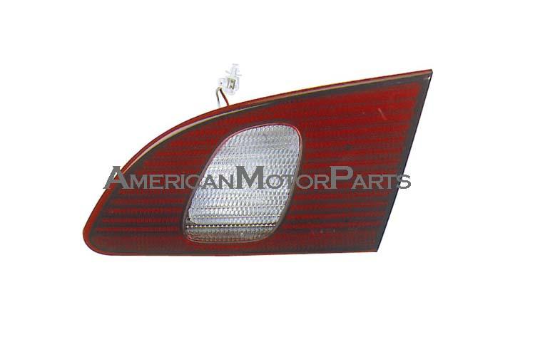 Right passenger replacement inner tail light 98-00 99 toyota corolla 8167002010