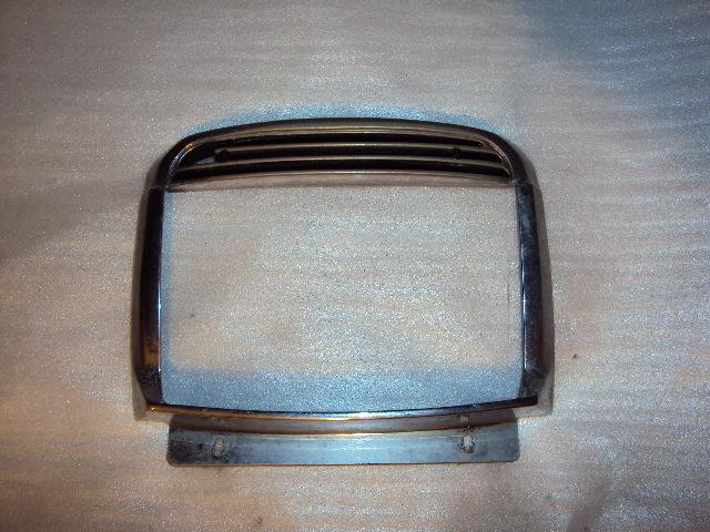 Honda goldwing gl1200- drag specialties hedlight chrome grill visor nos