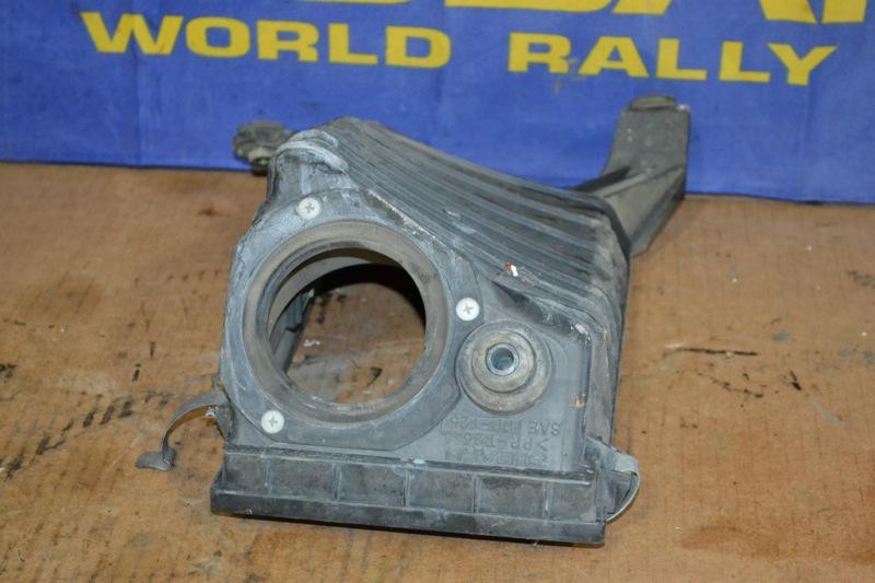 97 98 99 subaru legacy air intake air box piece factory oem