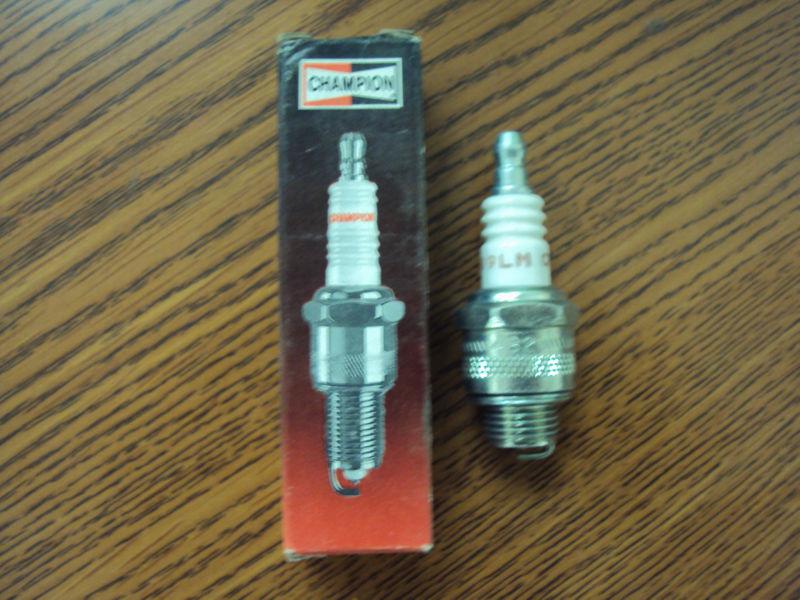 Spark plug champion copper plus 861 j19lm