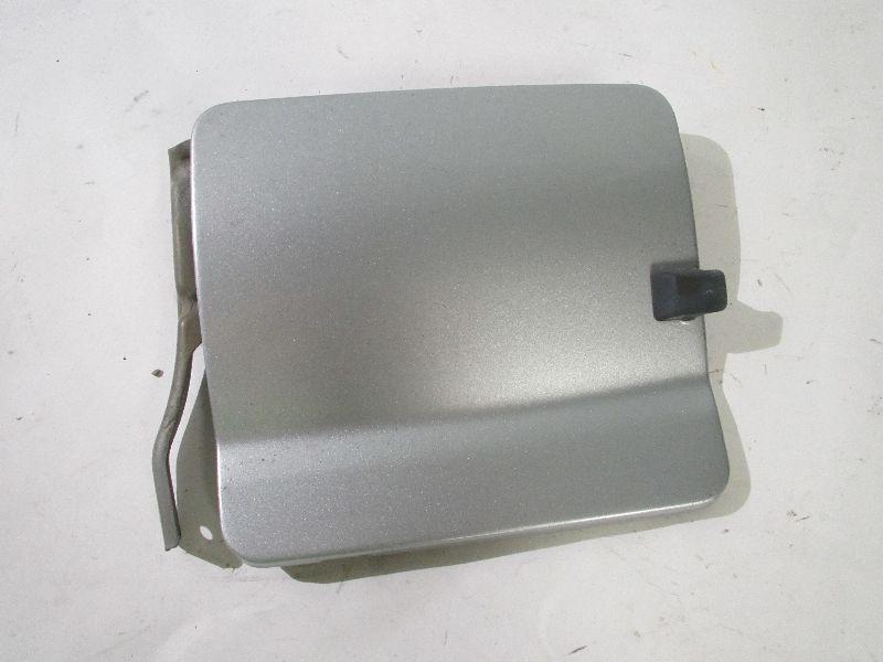 00 nissan xterra fuel filler door 191819