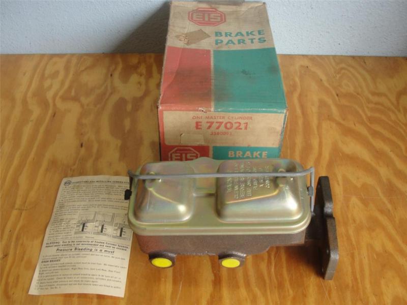 Nos 1973 dodge truck master cylinder eis e77021