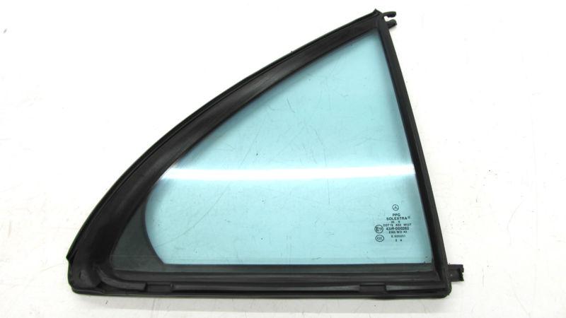 2005-2007 mercedes benz c230 w203 oem right rear door window corner glass