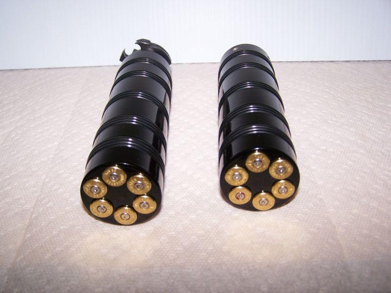 Harley,73-12,& chopper, 38 spec.6-shot grips brass bullets blk p. coat