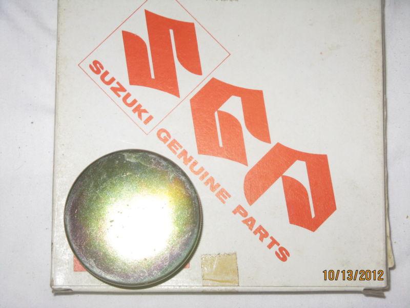 Suzuki  sj-410  1980 - 1985  new  oil  filler  cap . new and rare