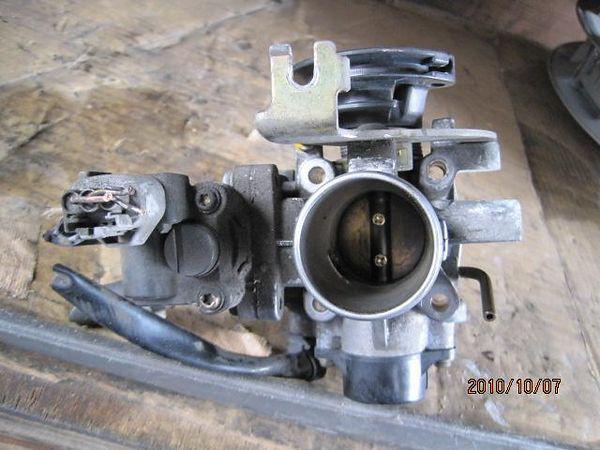 Daihatsu move 1999 throttle body [0320300]