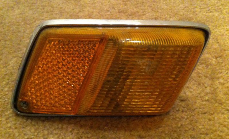 1980 bmw 528i (e12) rh signal light