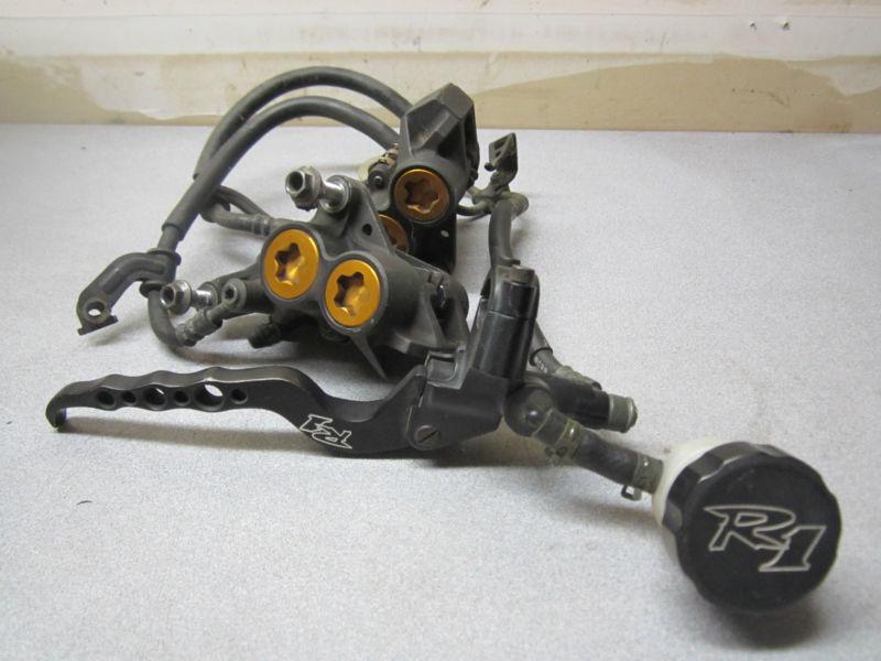 2002 yamaha r1 front brake assembly(calipers,master cylinder,lines, pads,lever)