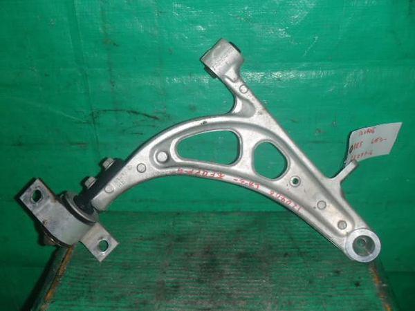 Subaru legacy 2002 front right lower arm [0651720]