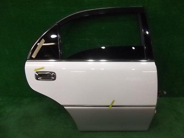 Toyota crown majesta 2003 rear right door assembly [7113300]