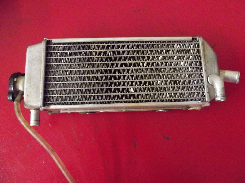 Suzuki rm125 rm 125 right radiator cooler 2001 2002 2003 2004 2005 2006 2007 08