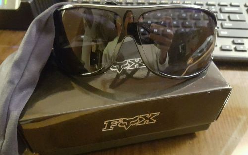 The clarify fox eye wear blk/grey polar