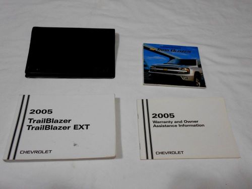 2005 chevrolet trailblazer,trailblazer ext owner manual 3/pc set+ cd-rom &amp; case