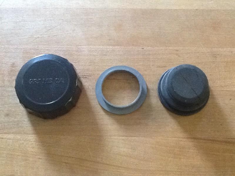 Moto morini grimeca master cylinder cap and badder  new!