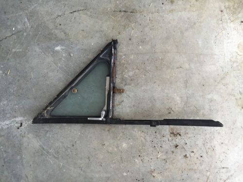 1986-1988 toyota pickup truck 4runner left (driver) wing side window