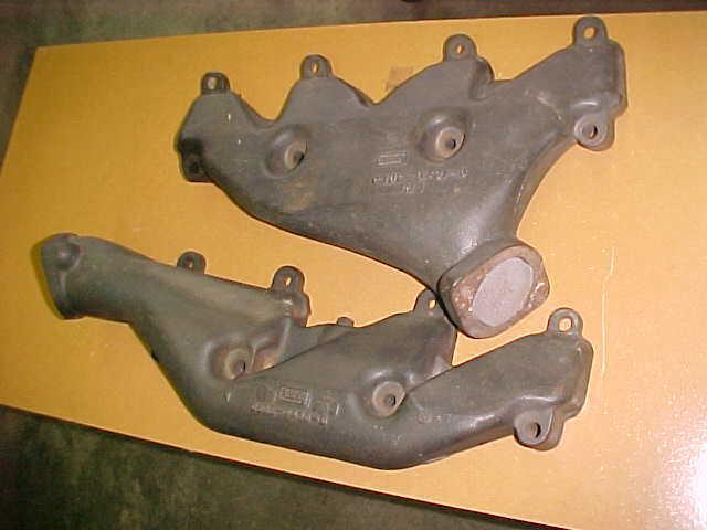 427 ford fairlane comet original medium riser exhaust manifolds r & w code