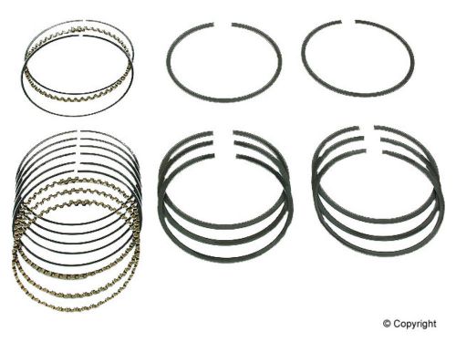 Grant engine piston ring set 061 54005 633 piston rings